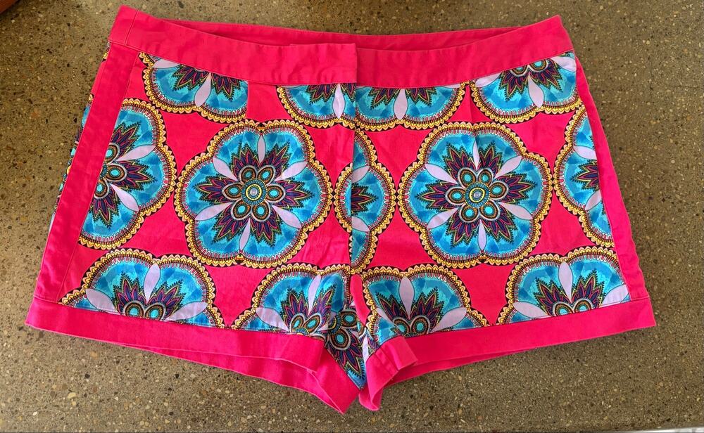 Women's Nicole by Nicole Miller Mandala Hot Pink Shorts Sz 12